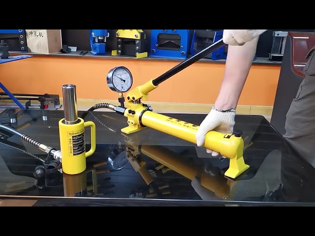 Manual Hydraulic Pump for Punching, Bending, and Press Mold Applications