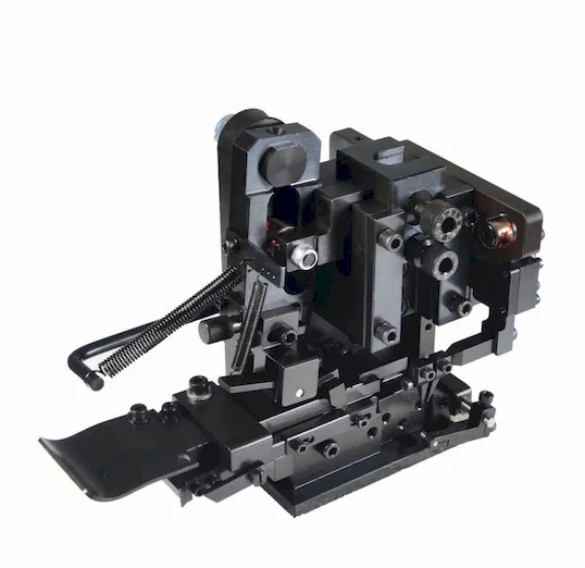 맞춤형 OTP 어플리케이터 다이 금형 Thumb